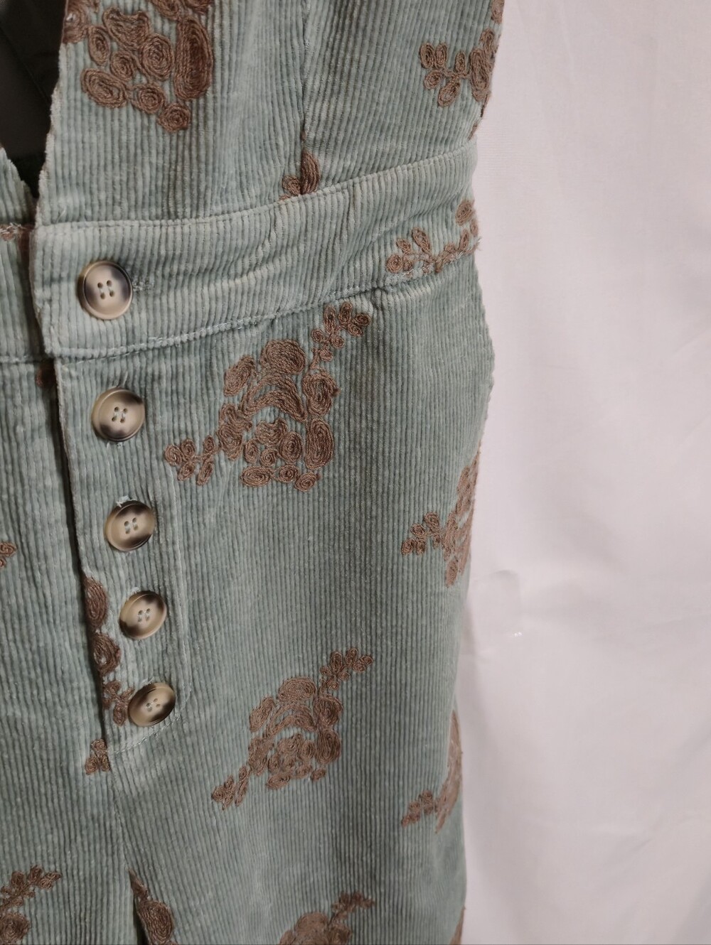 Mystree Sage Green Floral Jumpsuit with Brown Accents - Picture 3 of 14